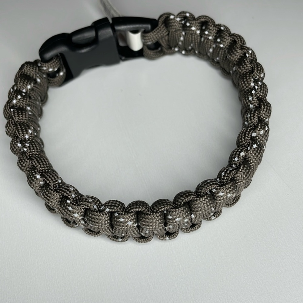 NWT Paracord Braided Bracelet‎ XL
